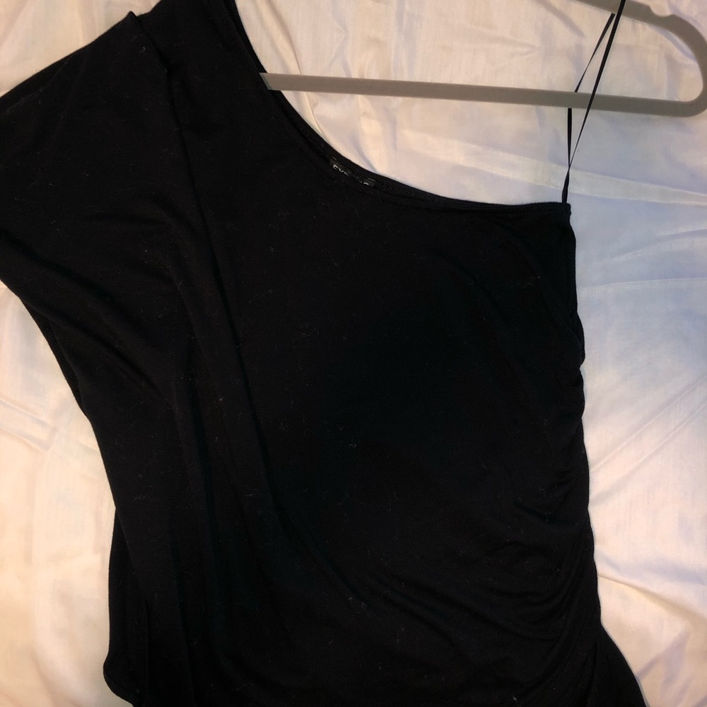 Express one shoulder tank